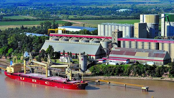 Industrias en Rosario sobre el Paraná